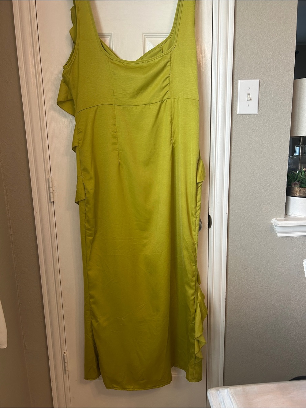 PrettyLittleThing Olive Green Ruffle High-Low Dress - Picture 6 of 9